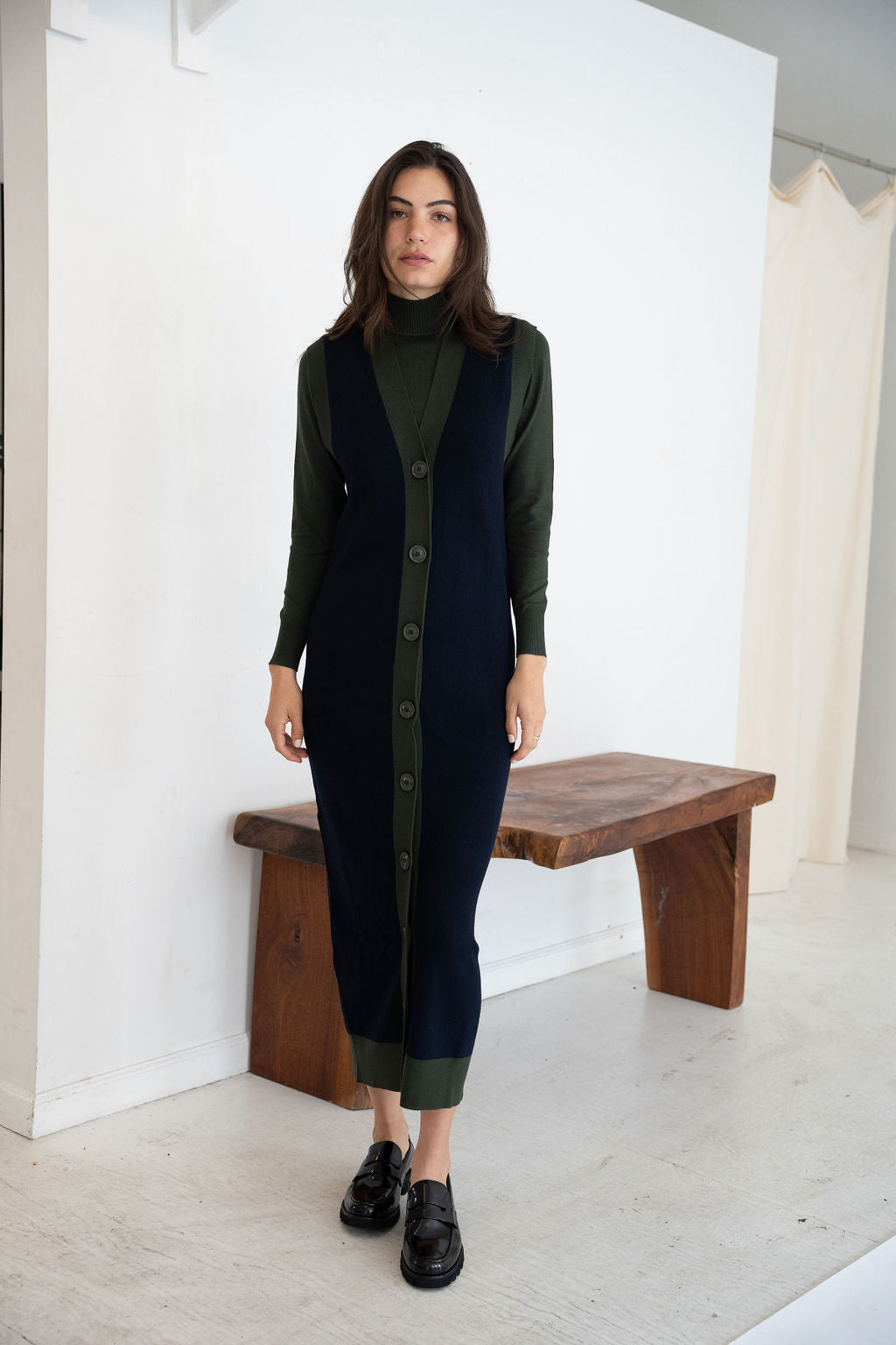 dark green