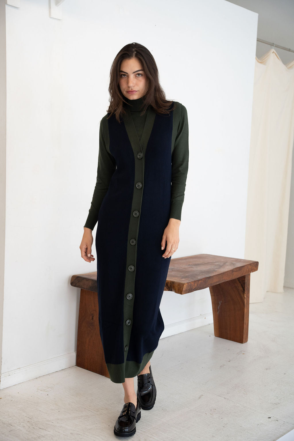 dark green